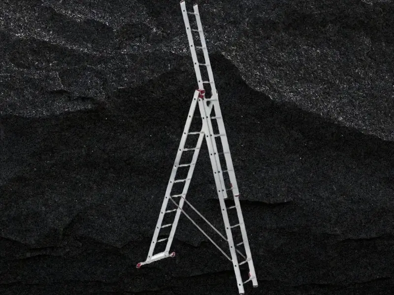 Hliníkový žebřík lehký a stabilní - bezpečný přístup do výšek